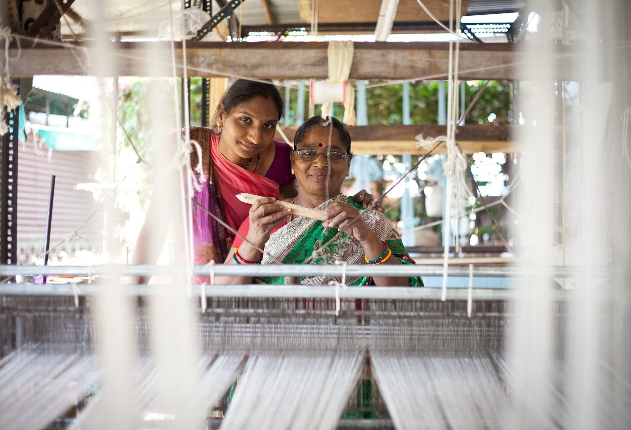 Hand-weaving-textile