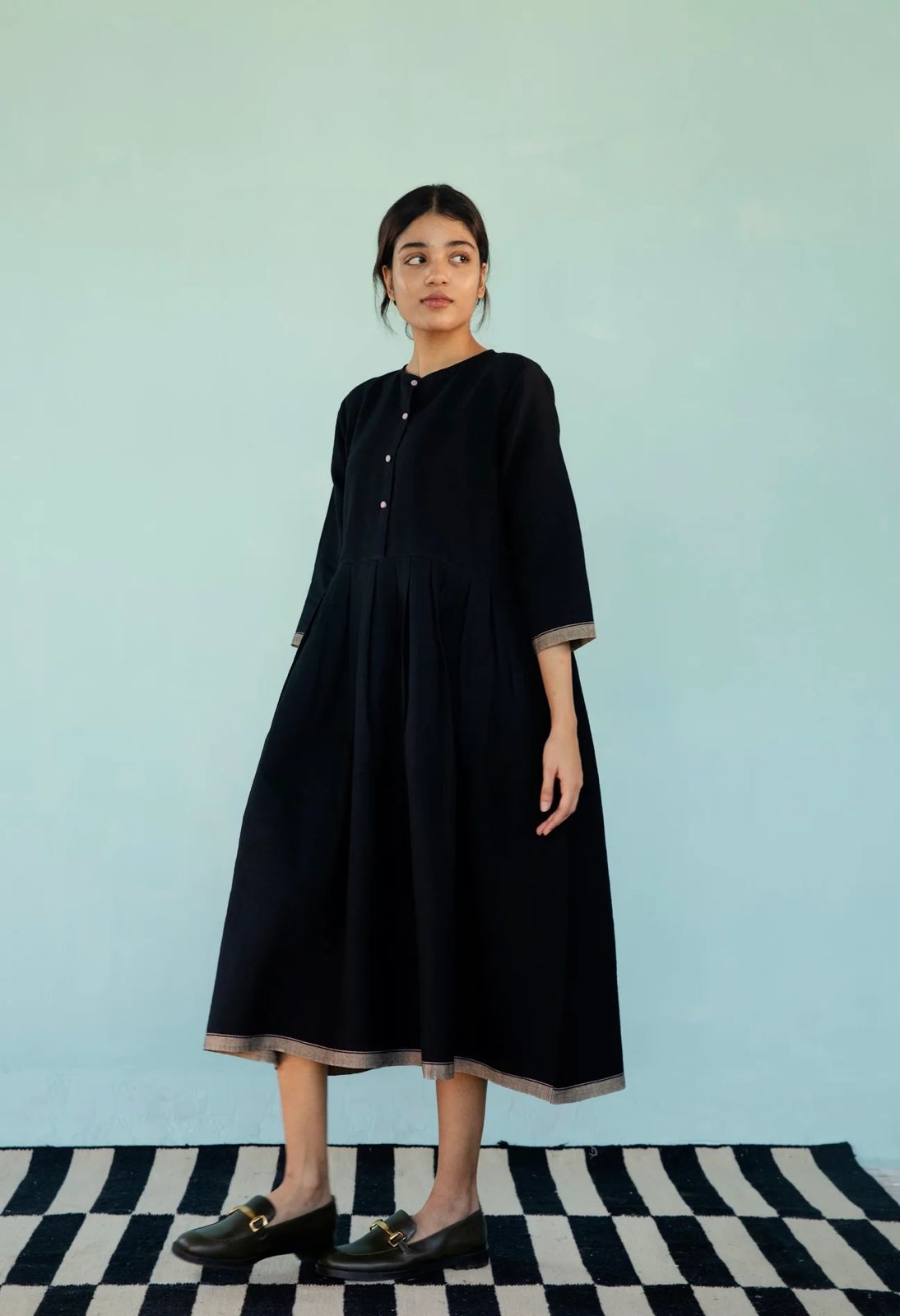 Missy black relax fit midi dress