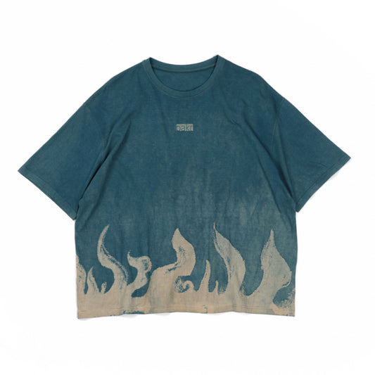 oversize fit organic cotton t-shirt dyed with indigo and other natural dyes